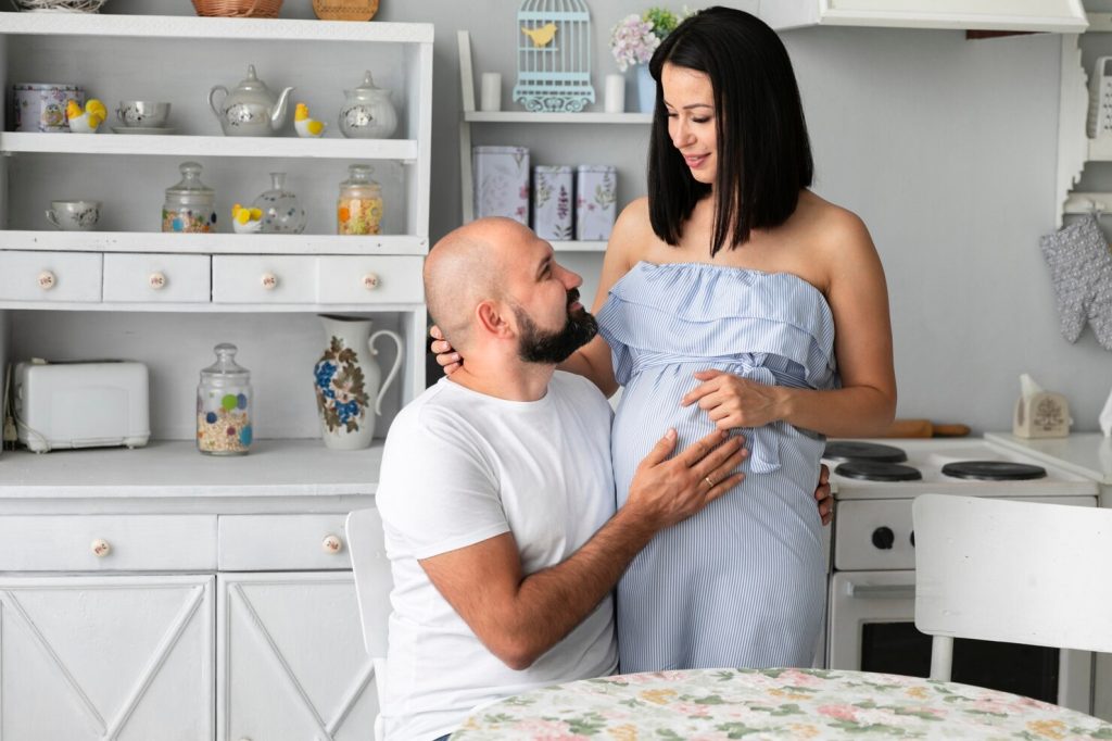 How Parent Classes Build Confidence Before Baby Comes Home