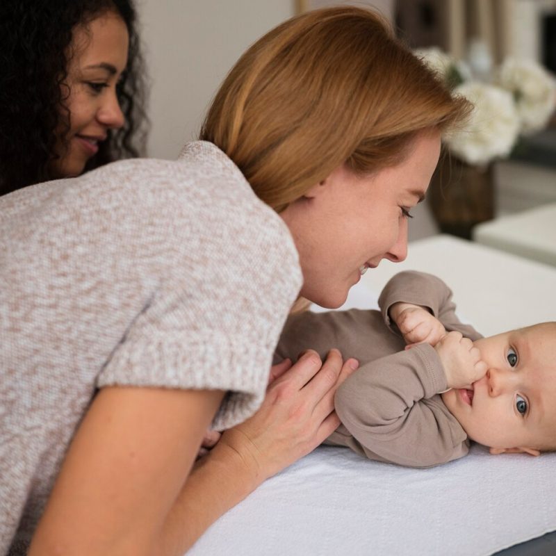 Night Nanny vs Postpartum Doula: What Are the Main Differences?